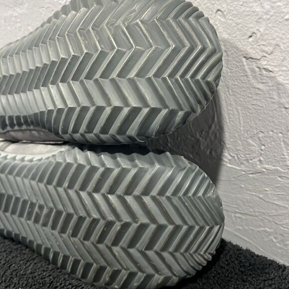 🔥🔥SOREL “DUDE MOC” Gray Suede Slippers Slip-On Loafers - Men Sz 12 - EXCELLENT - Picture 10 of 12